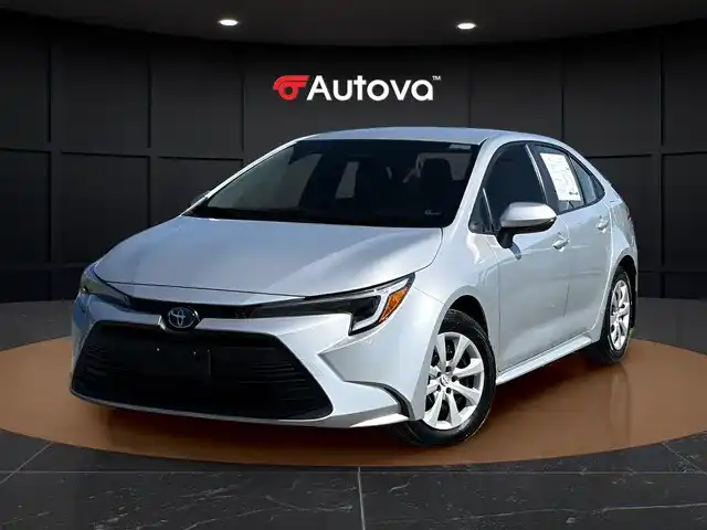 2025 Toyota Corolla LE Hybrid CVT's photo