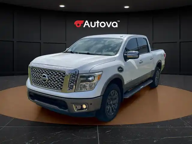 2017 Nissan Titan Platinum Reserve 4X4 Crew Cab's photo