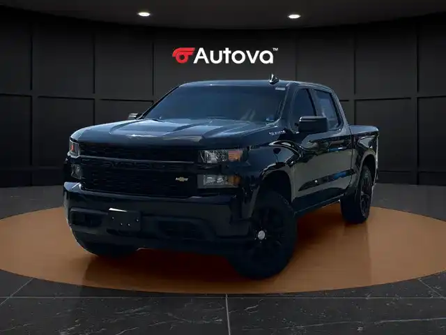 2022 Chevrolet Silverado 1500 Custom 4X4 Crew Cab Short Box's photo