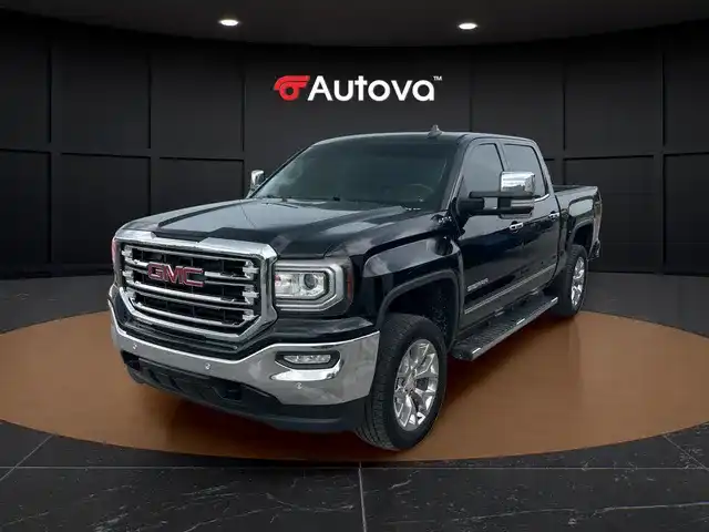 2018 GMC Sierra 4WD Crew Cab Short Box SLT's photo