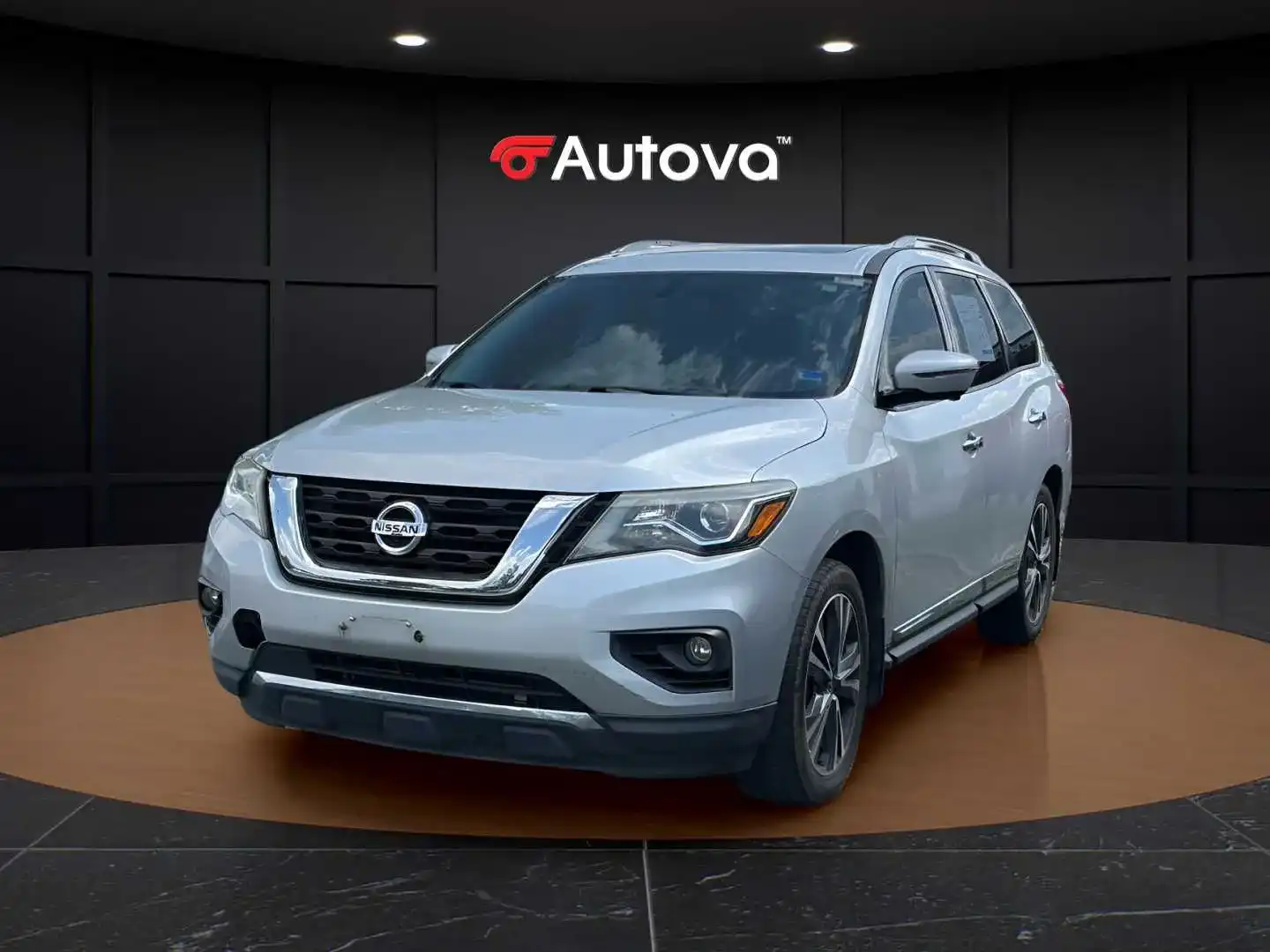 2017 Nissan Pathfinder Platinum 4WD's photo
