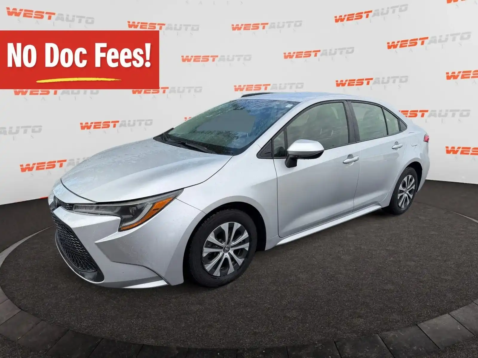 2021 Toyota Corolla LE Hybrid CVT's photo