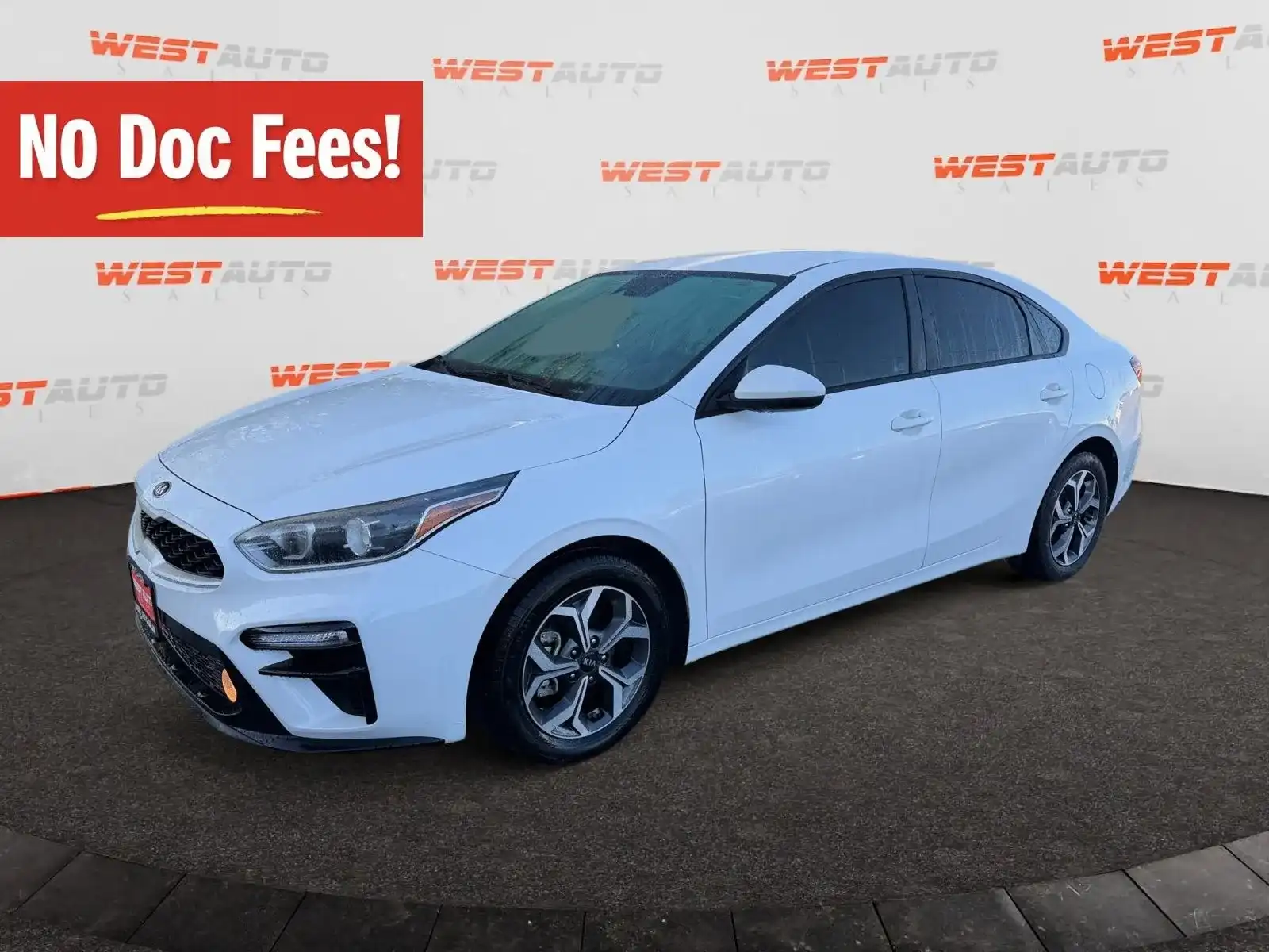 2021 Kia Forte LXS Auto's photo