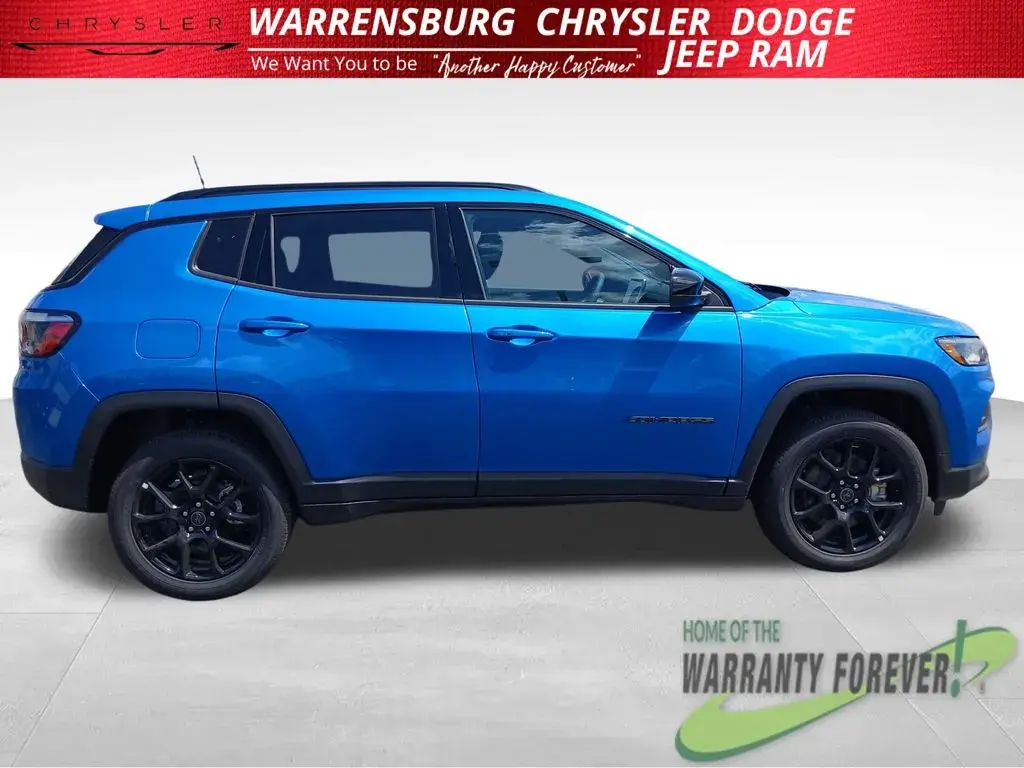 2026 Jeep Compass Altitude 4X4 photo 3
