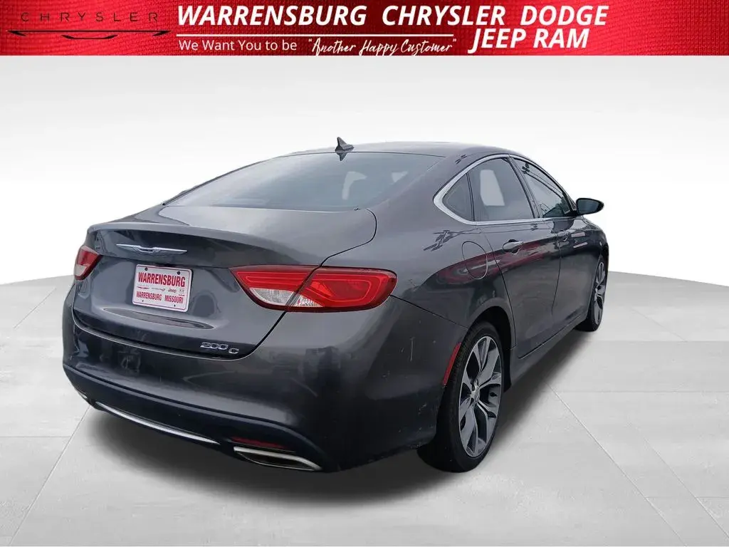 2015 Chrysler 200 C photo 3