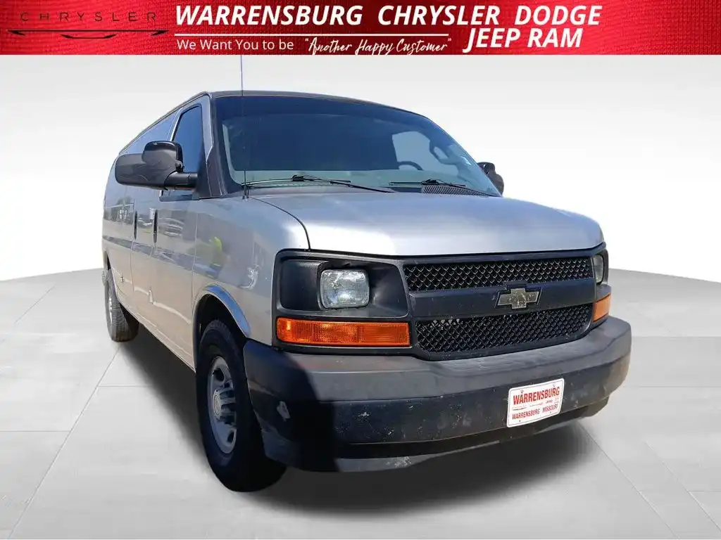 2017 Chevrolet Express Work Van HD 2500 Extended's photo