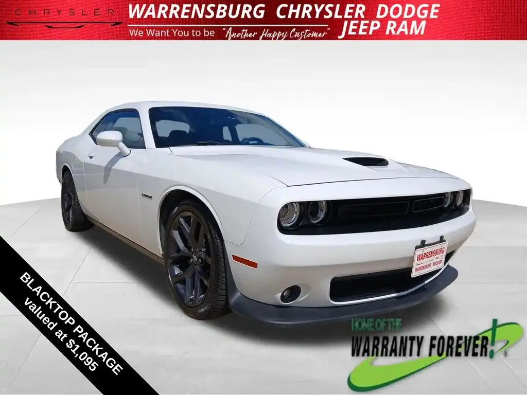 2022 Dodge Challenger R/T's photo