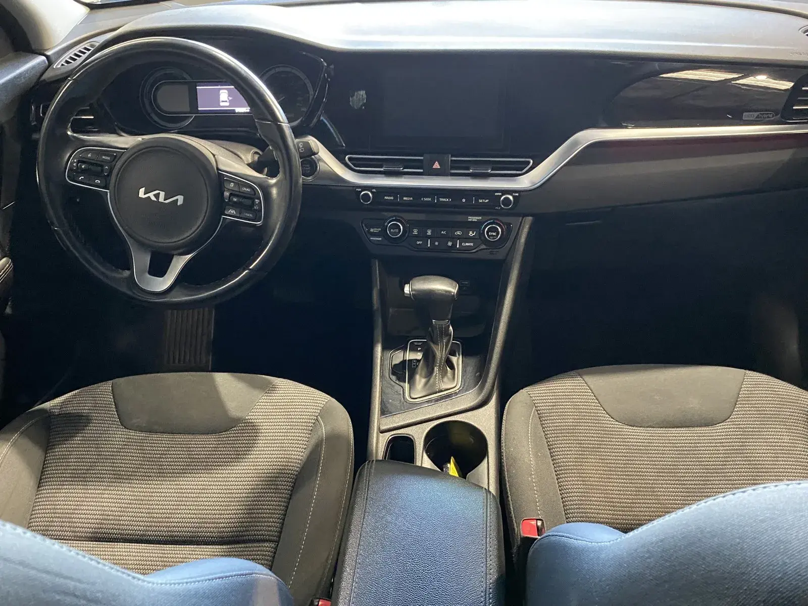 2022 Kia Niro LXS photo 5