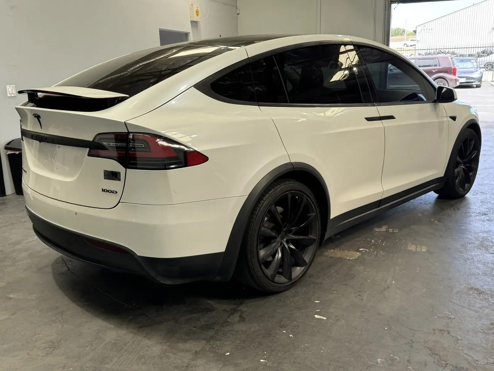 2017 Tesla Model X 100D photo 4