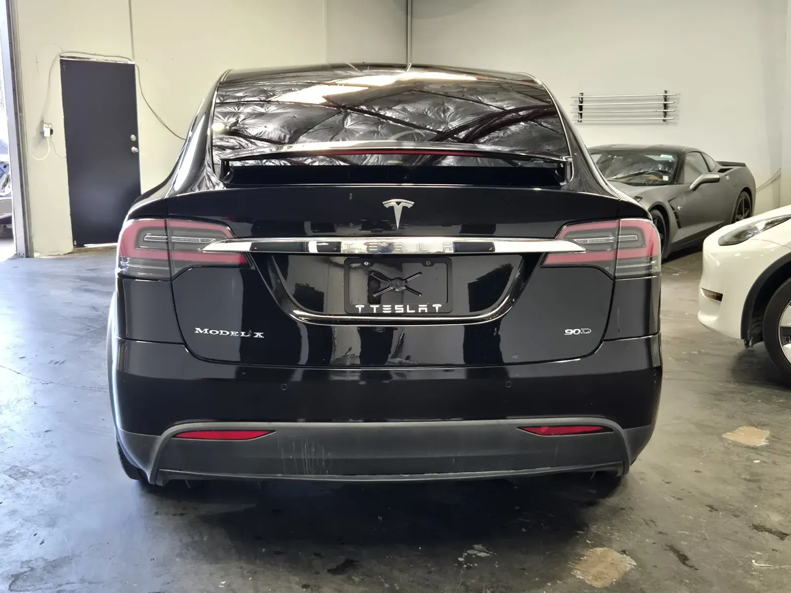 2016 Tesla Model X 90D photo 3