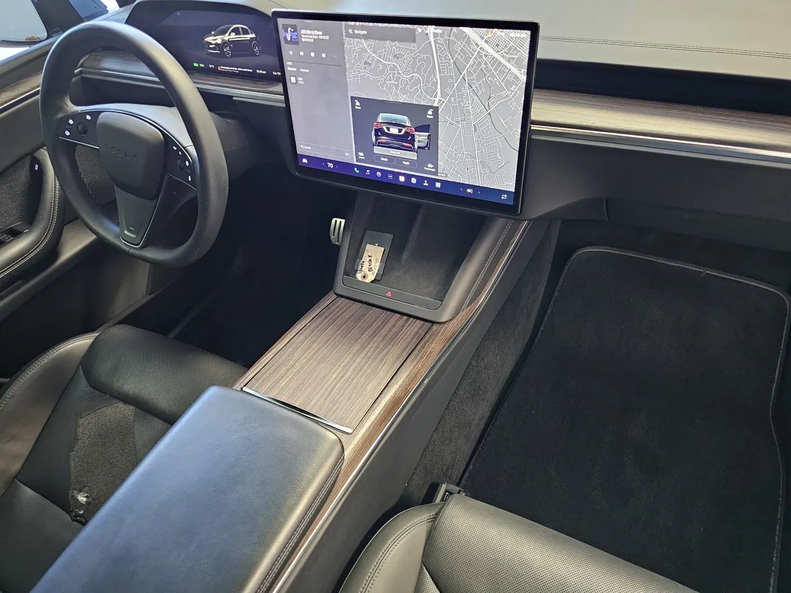 2023 Tesla Model X Long Range photo 5