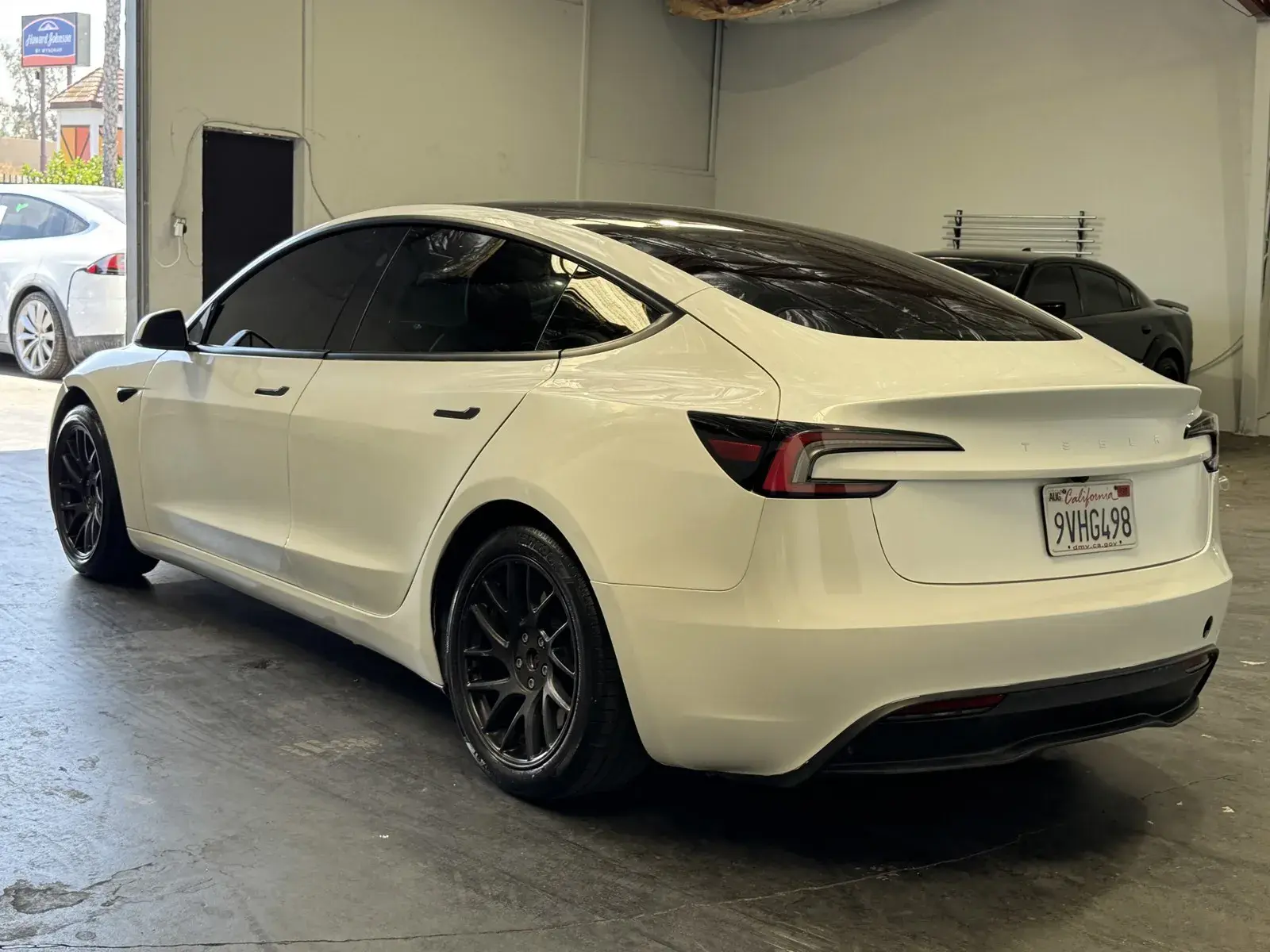 Vehicle Image 2