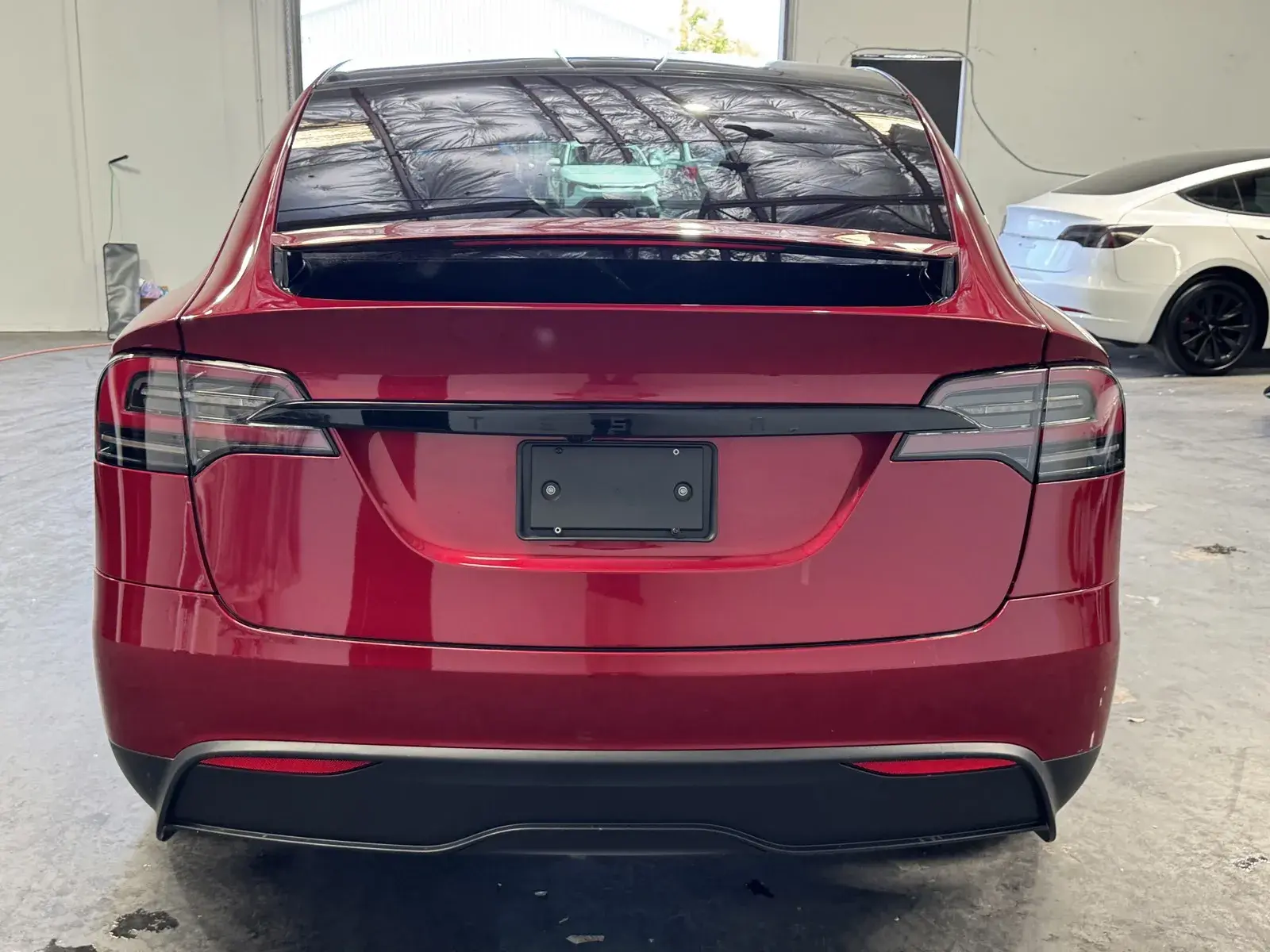 2026 Tesla Model X Long Range photo 3