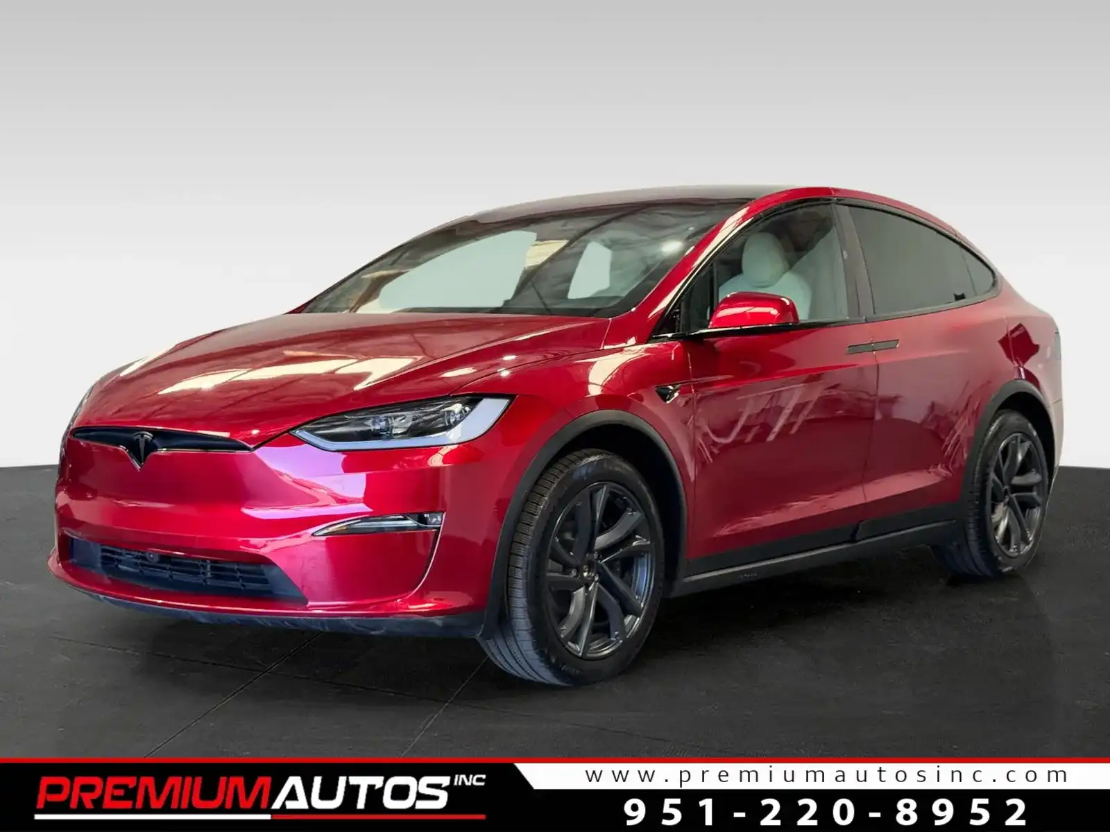 2026 Tesla Model X Long Range's photo