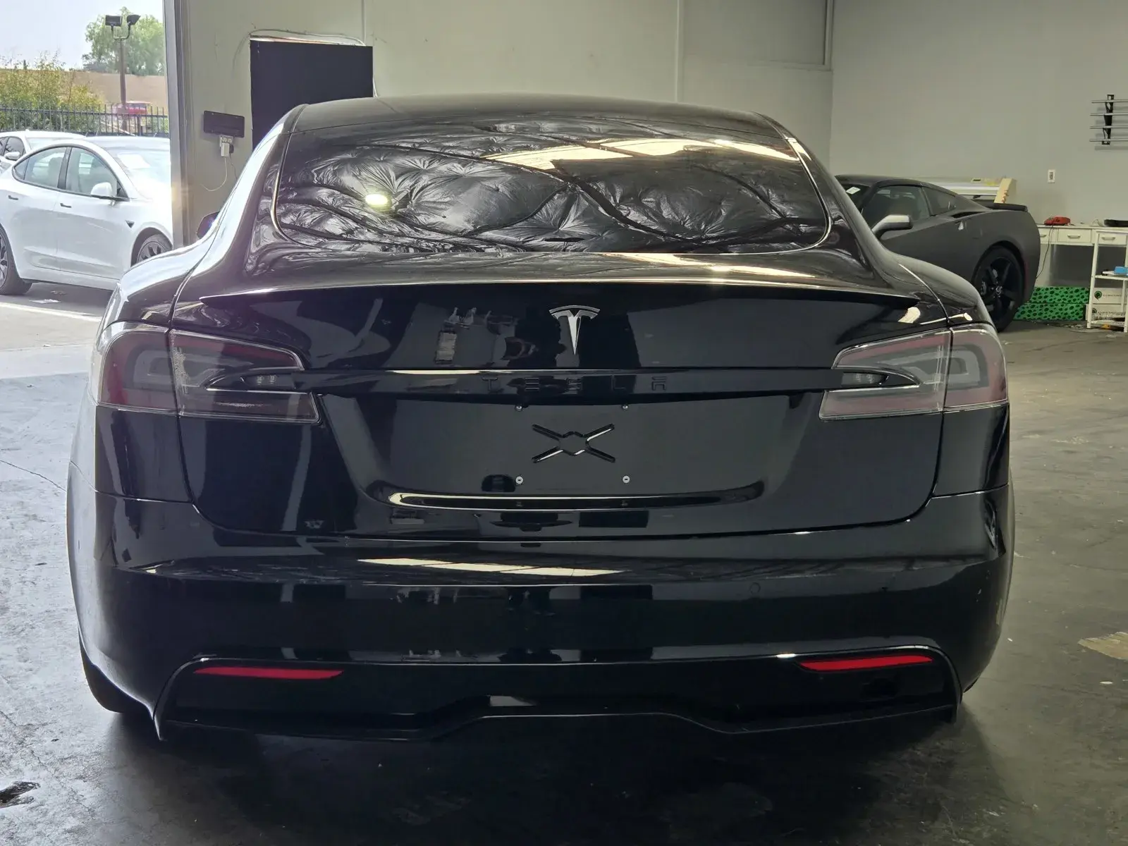 2021 Tesla Model S Plaid photo 3