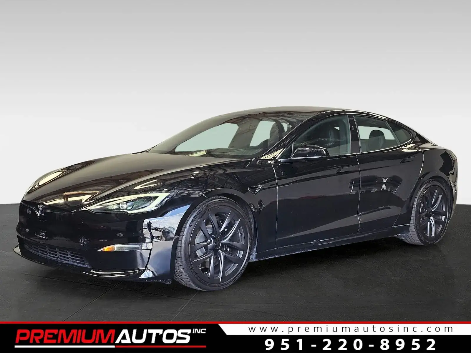2023 Tesla Model S Standard Range photo 1