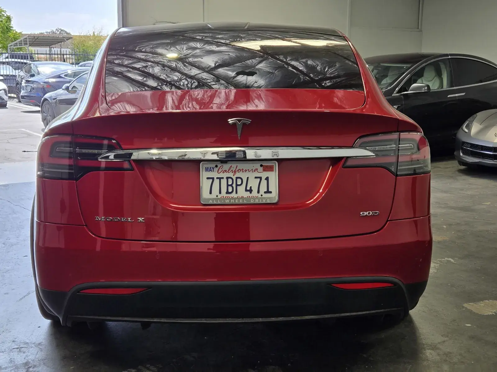 2016 Tesla Model X 90D photo 3