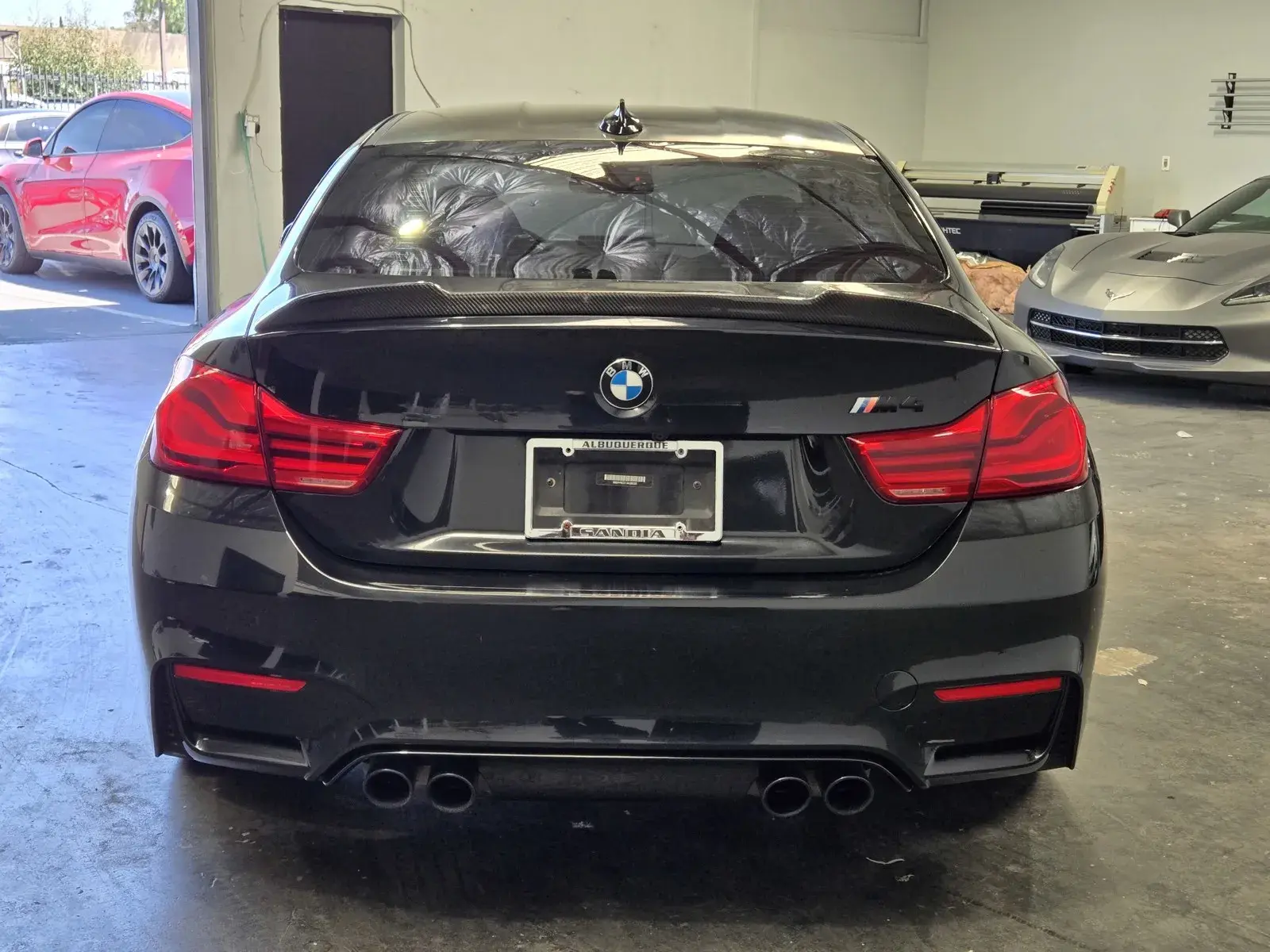 2018 BMW M4 Base photo 3