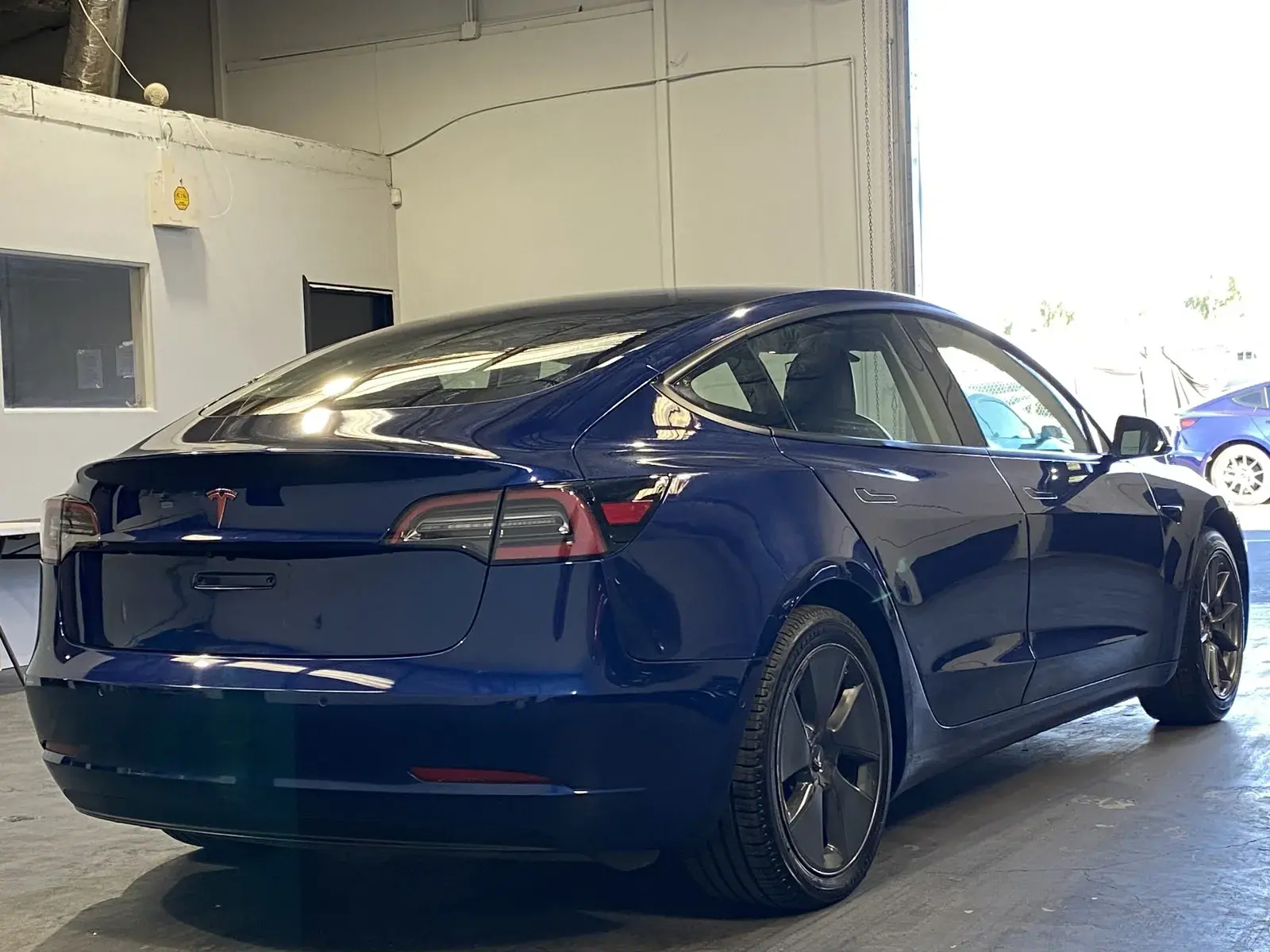 2021 Tesla Model 3 Standard Range Plus photo 4