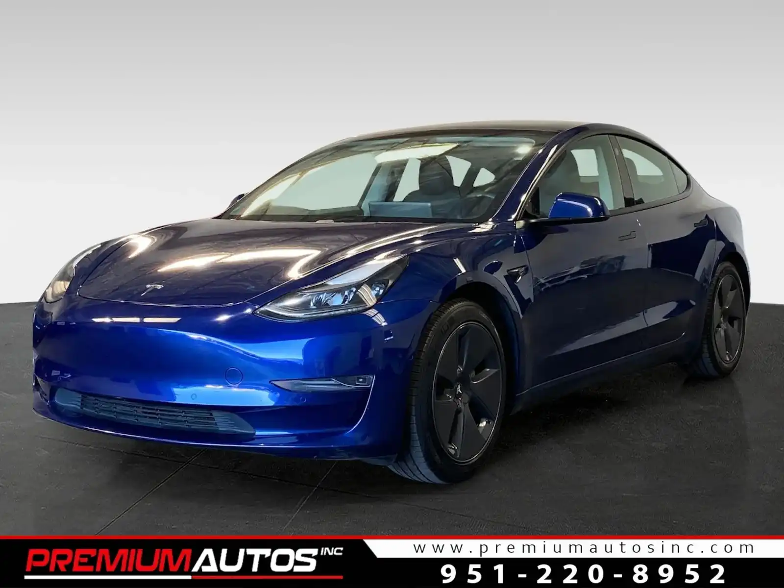 2021 Tesla Model 3 Standard Range Plus's photo