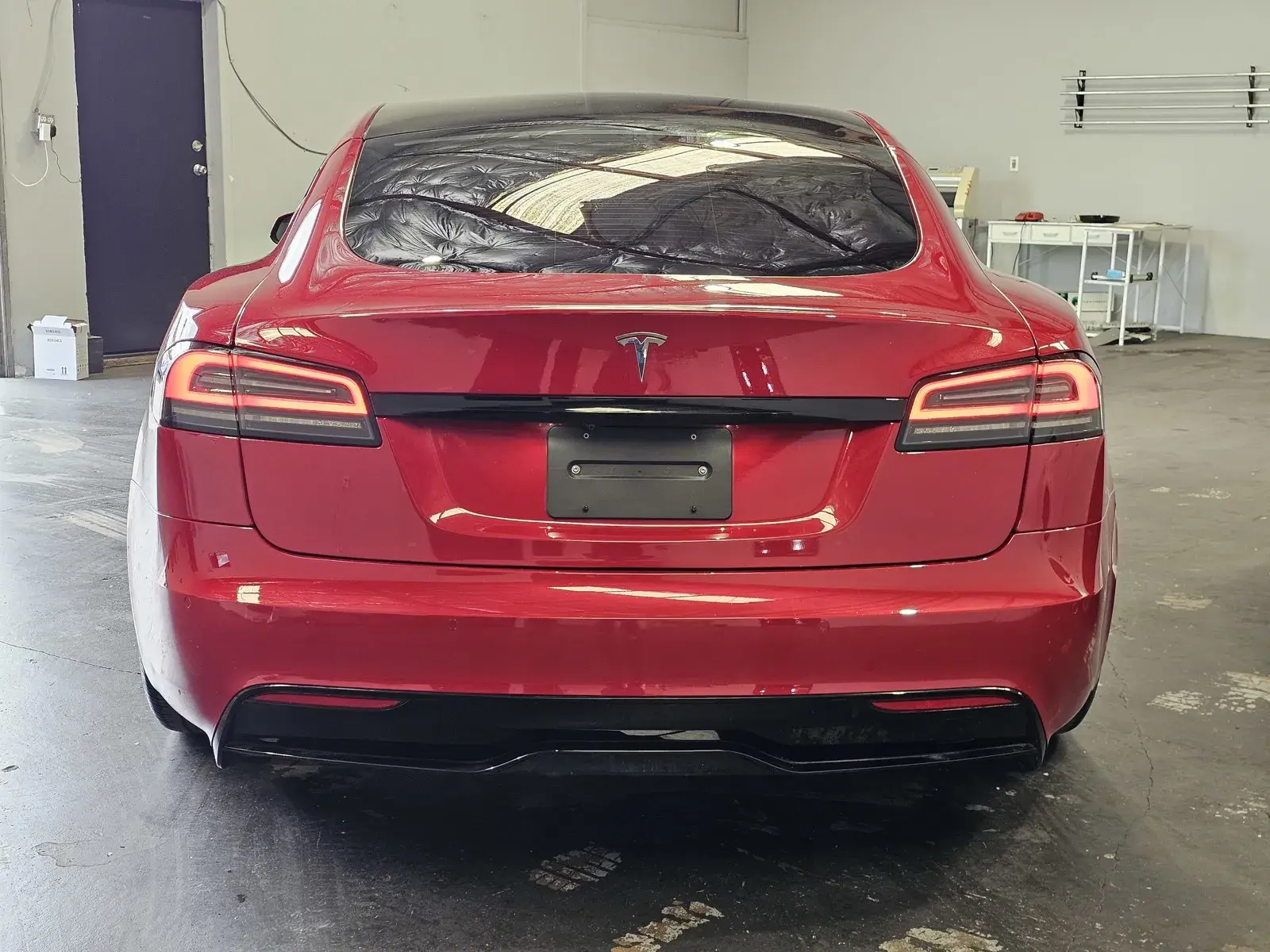 2023 Tesla Model S Standard Range photo 3