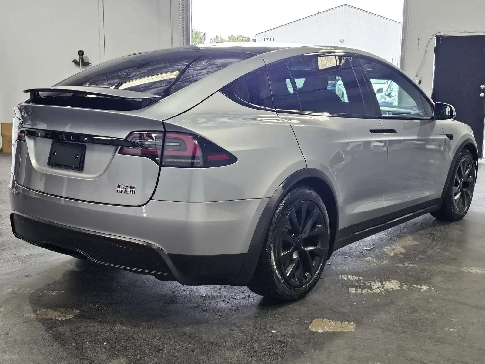 2025 Tesla Model X Plaid photo 4