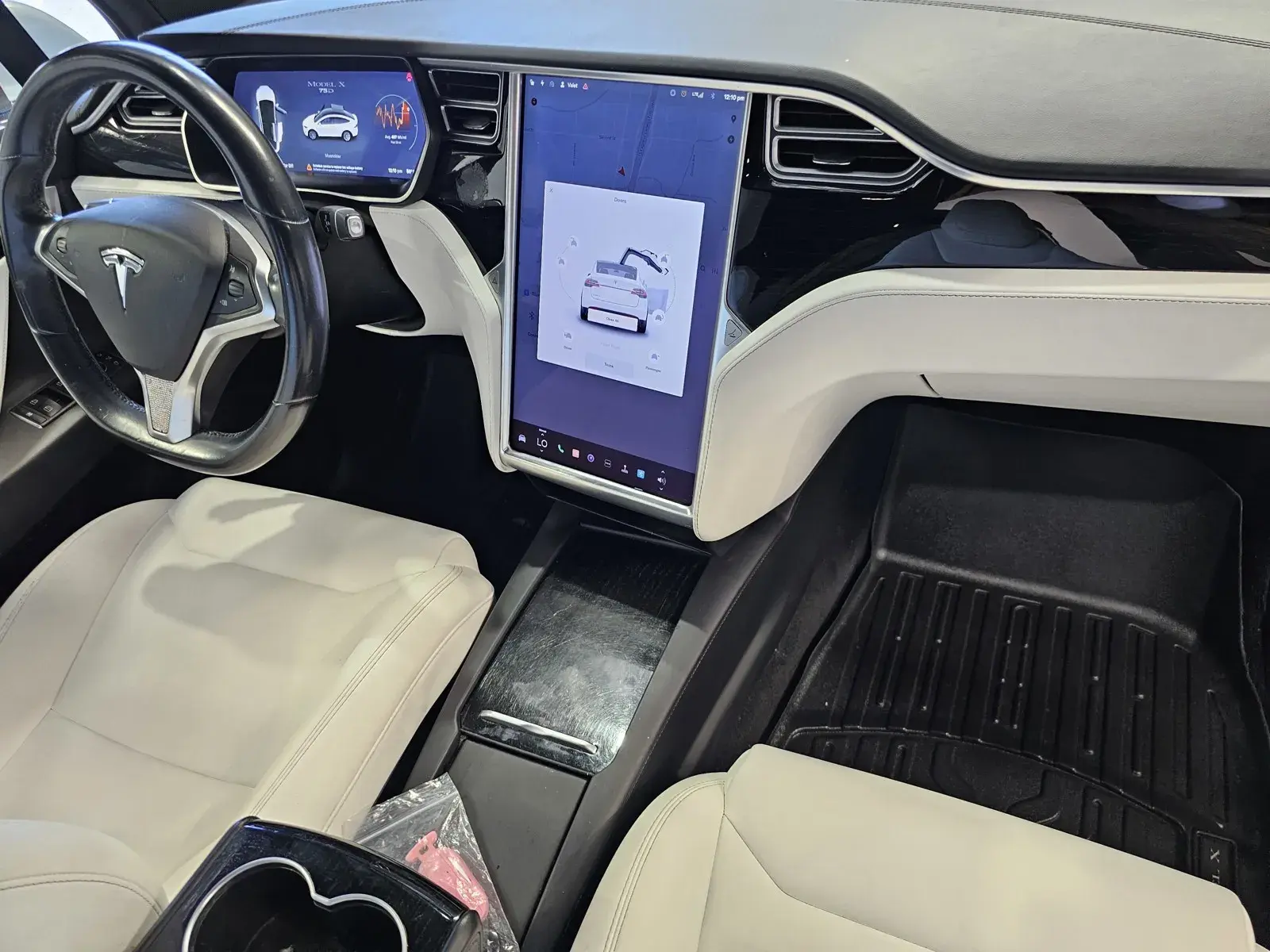 2017 Tesla Model X 75D photo 5