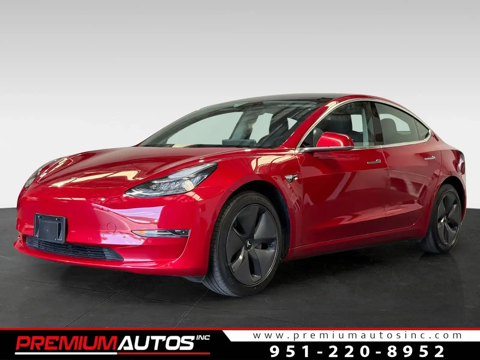 2020 Tesla Model 3 Standard Range Plus's photo