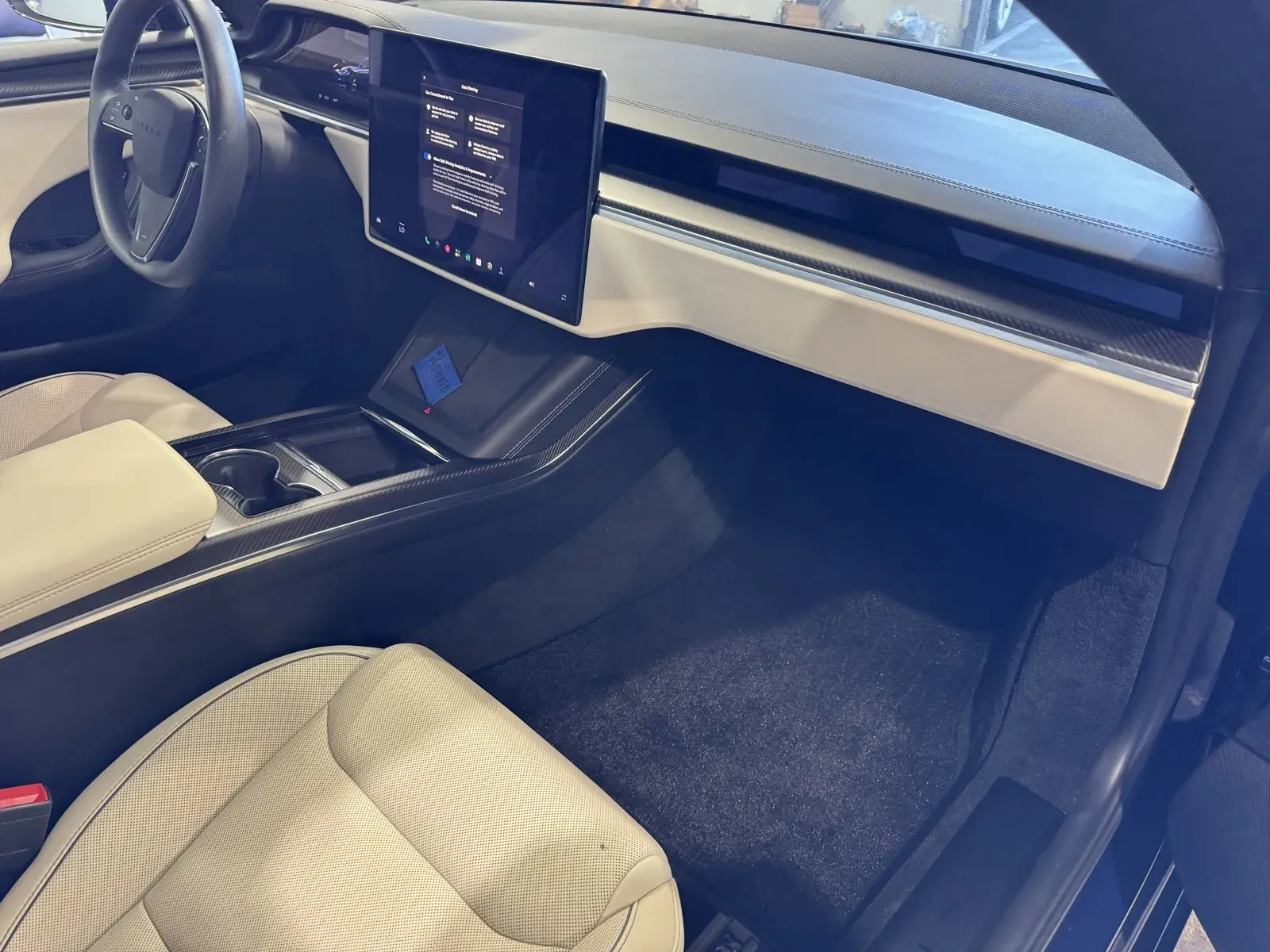 2023 Tesla Model S Plaid photo 5