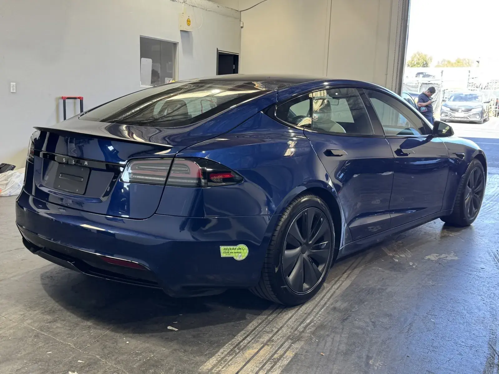 2023 Tesla Model S Plaid photo 4