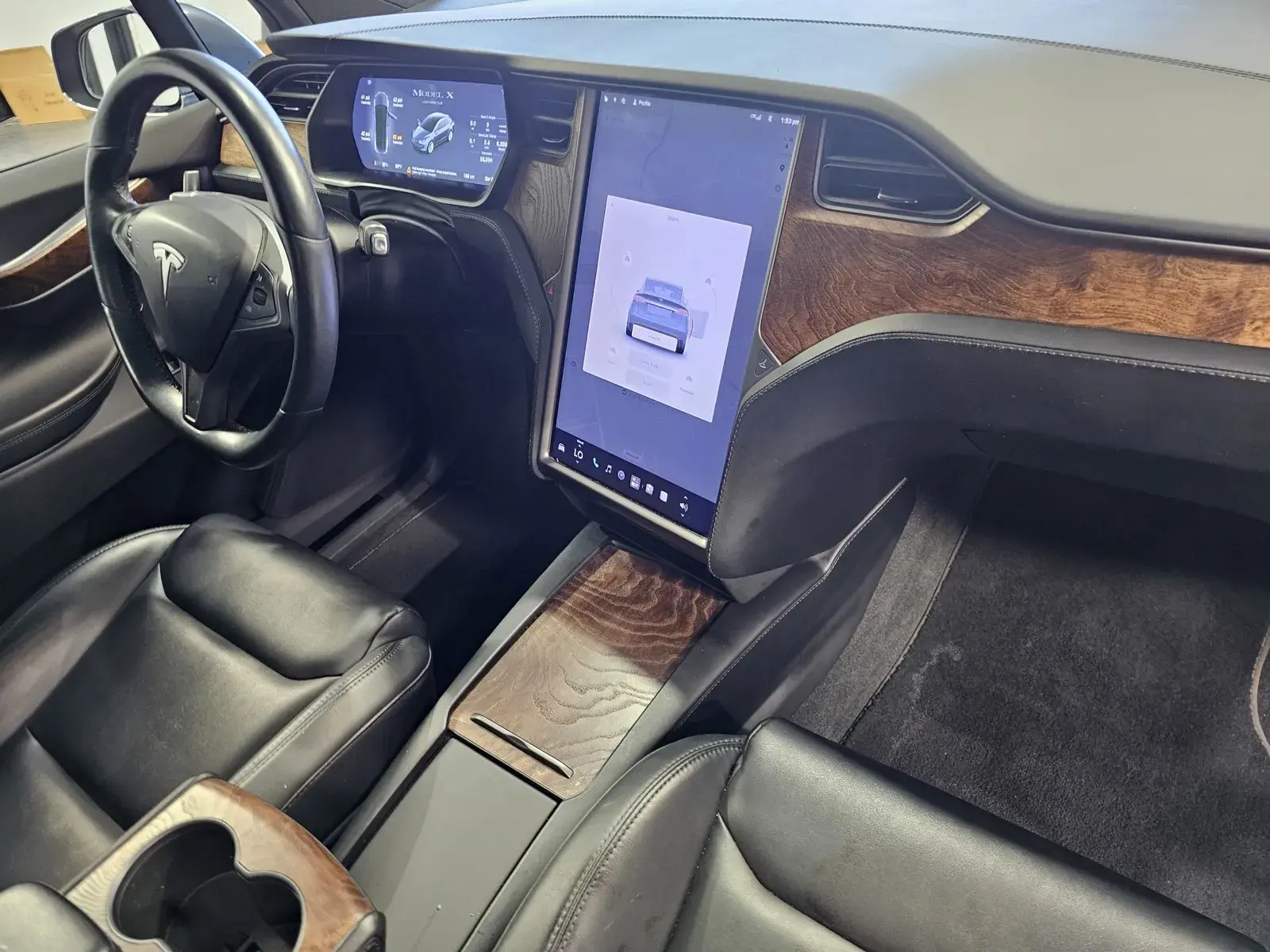2021 Tesla Model X Long Range Plus photo 5