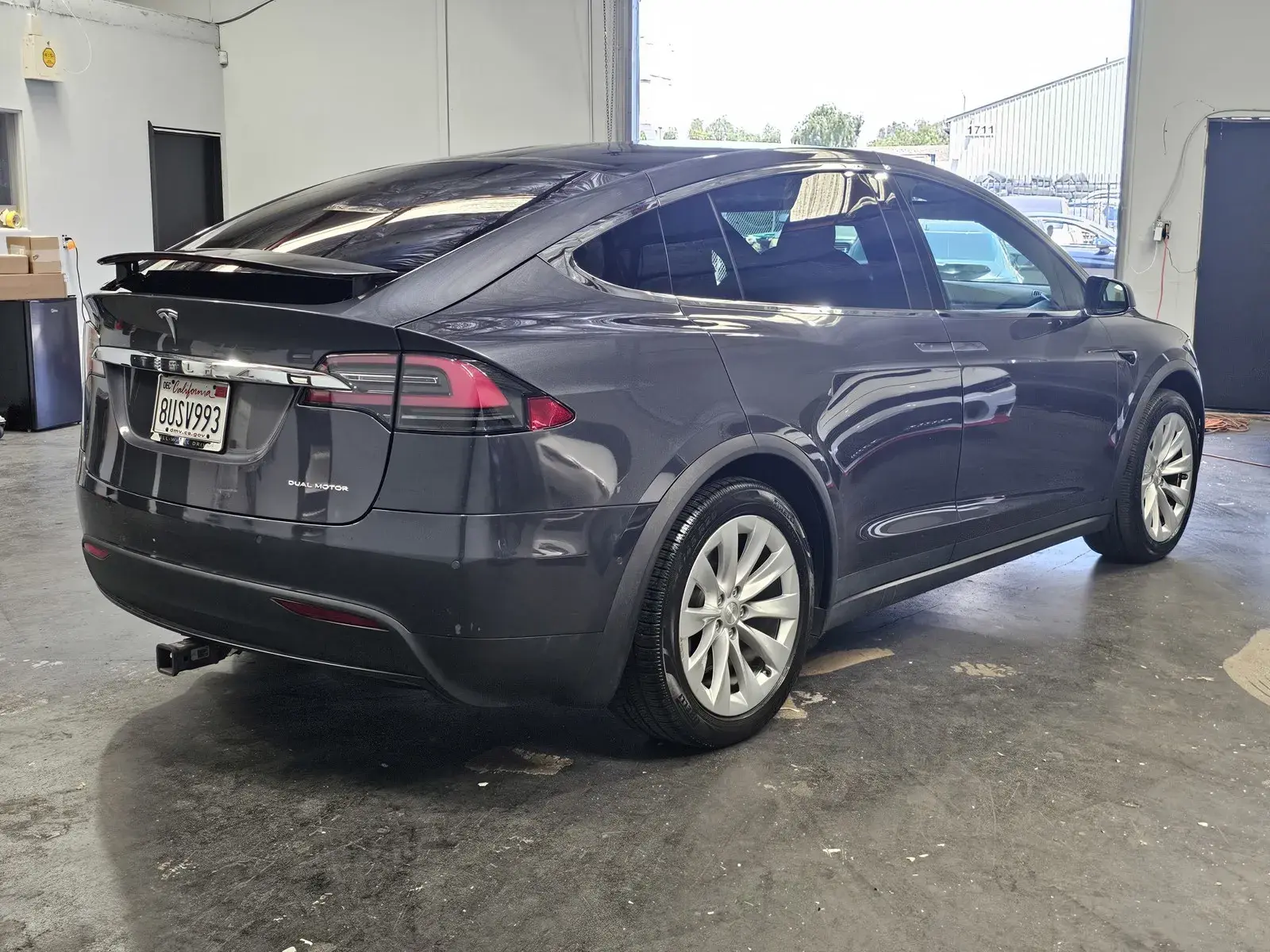 2021 Tesla Model X Long Range Plus photo 4