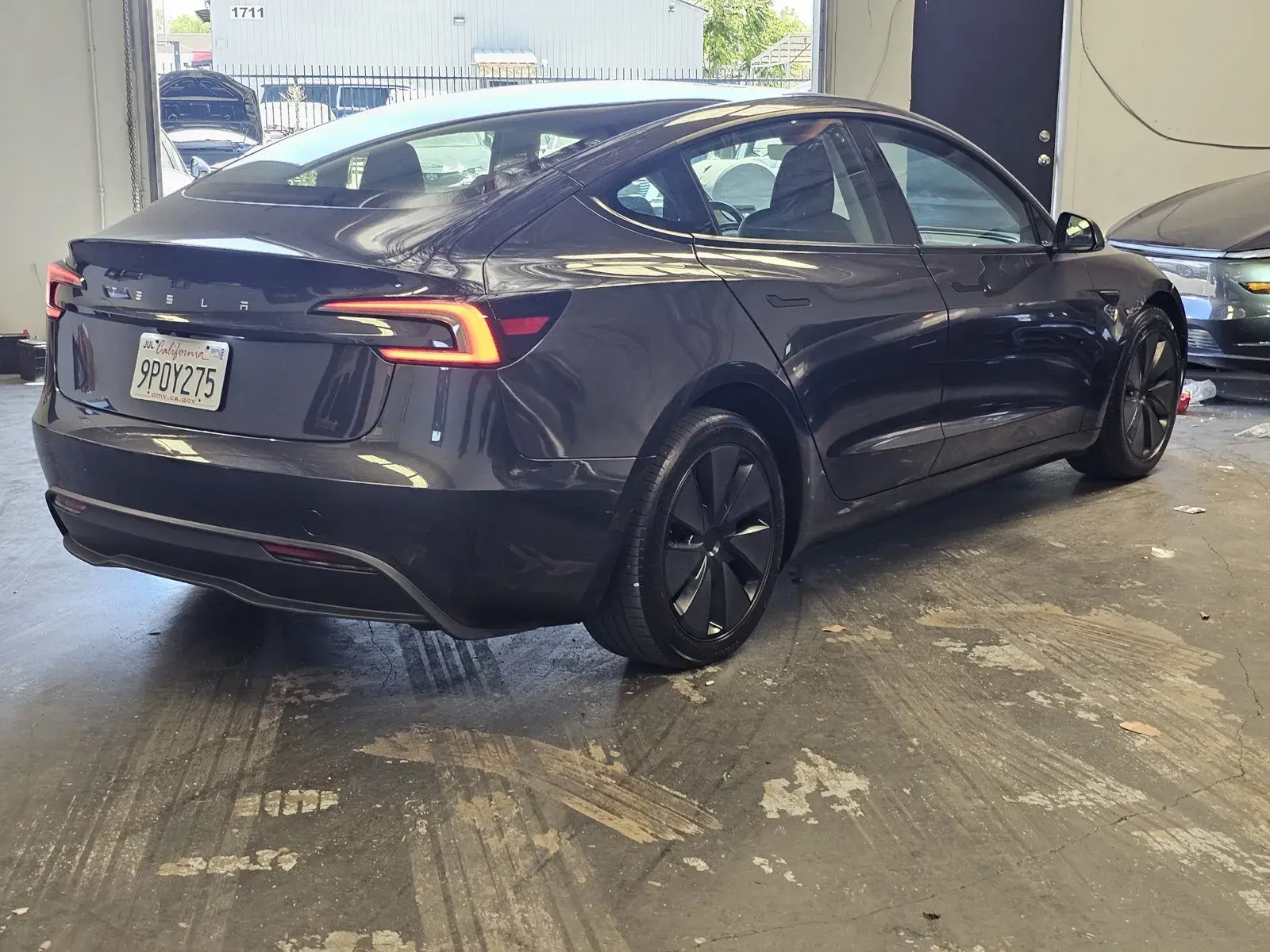 2024 Tesla Model 3 Long Range photo 4