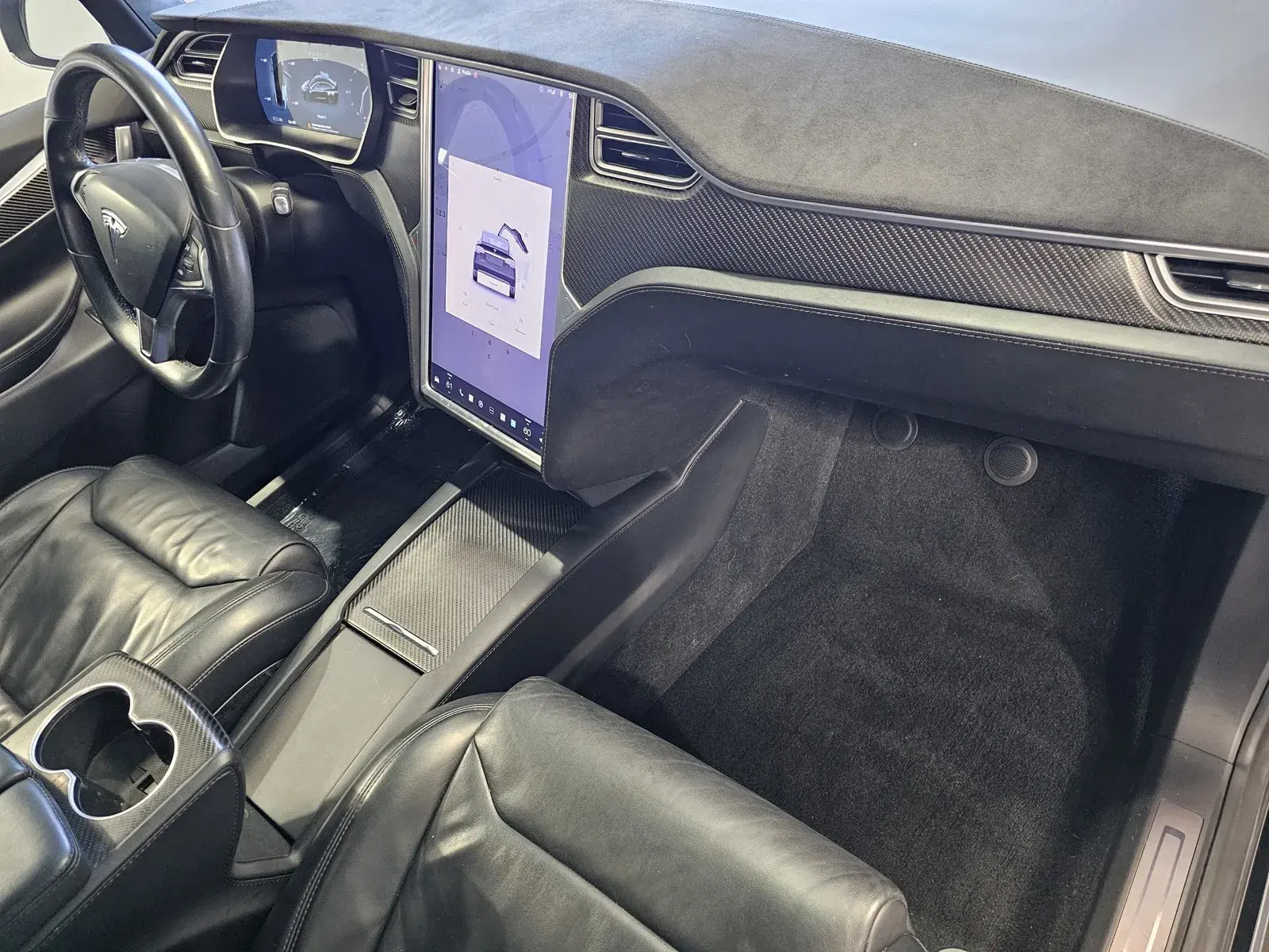 2017 Tesla Model X 75D photo 5