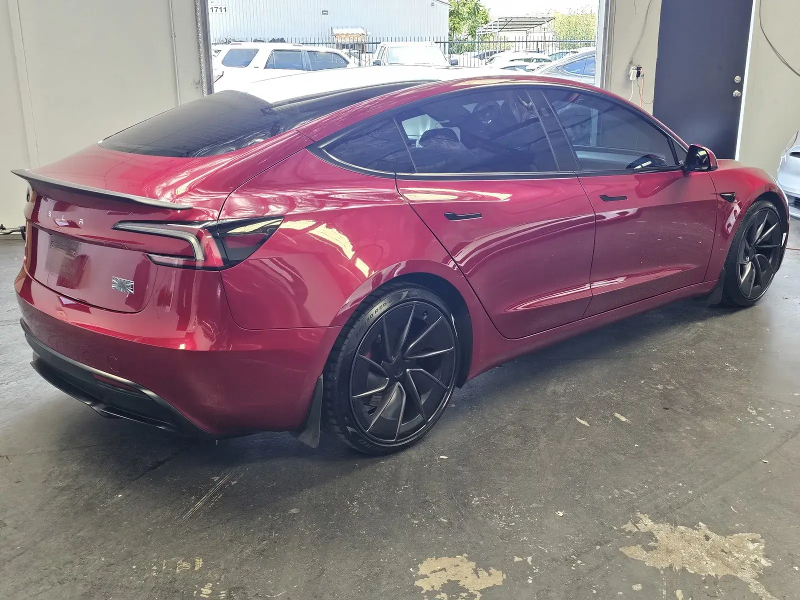 2024 Tesla Model 3 Performance photo 4
