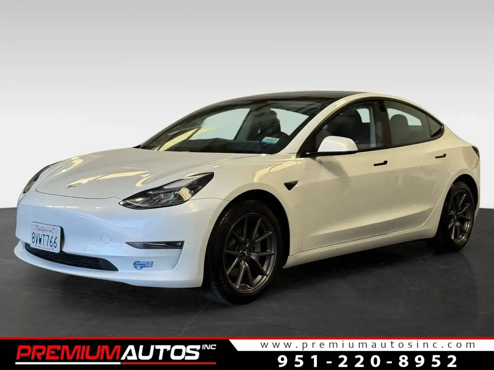 2021 Tesla Model 3 Long Range Dual Motor All-Wheel Drive's photo