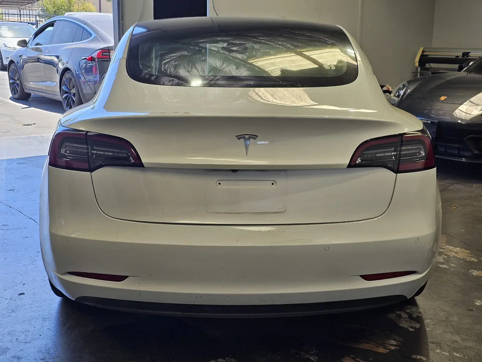 2021 Tesla Model 3 Standard Range Plus photo 3