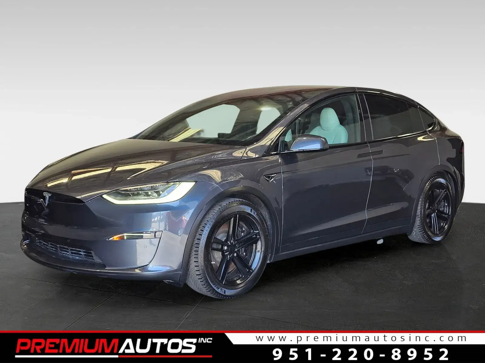 2022 Tesla Model X Long Range photo 1