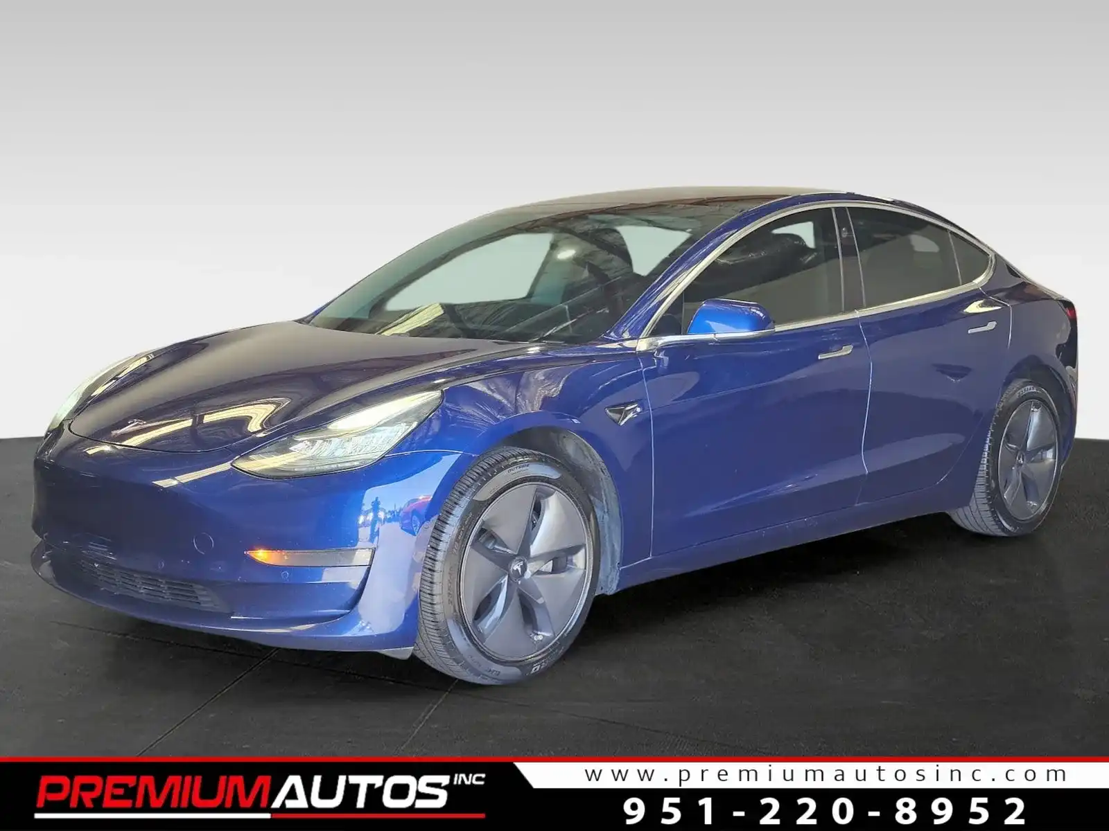 2020 Tesla Model 3 Standard Range Plus's photo