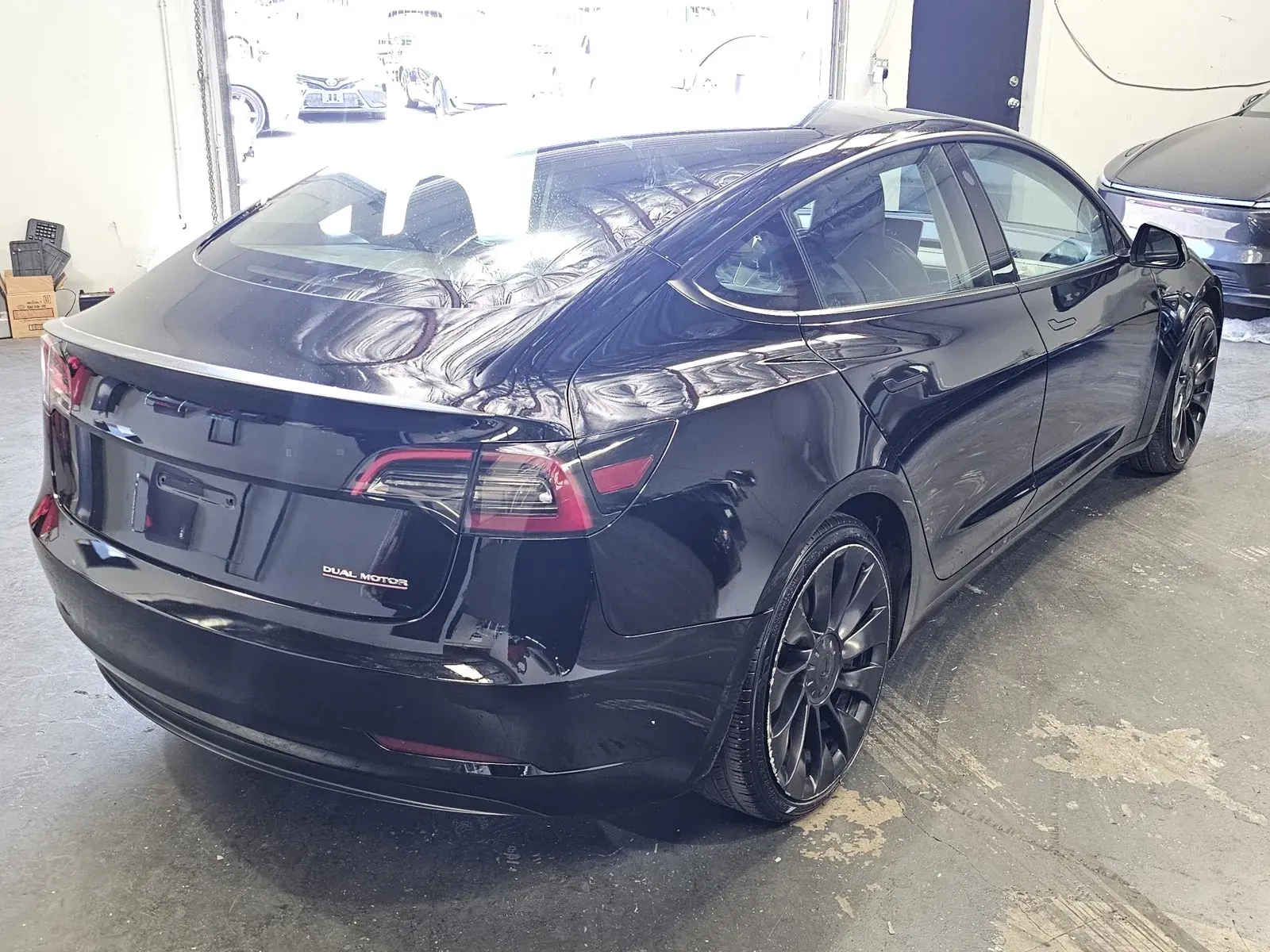 2023 Tesla Model 3 Performance photo 4