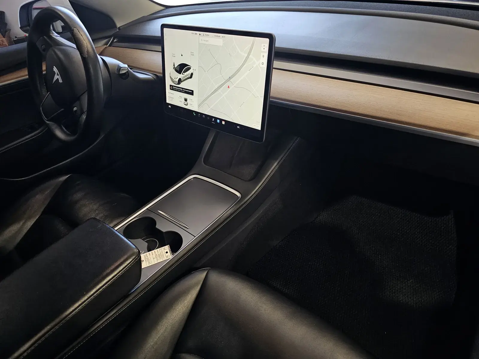 2021 Tesla Model 3 Standard Range Plus photo 5