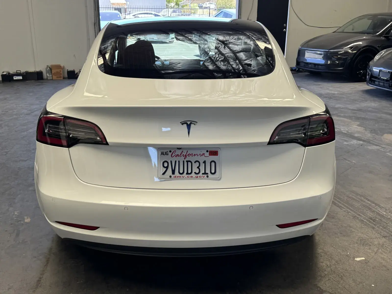 2018 Tesla Model 3 Base photo 3