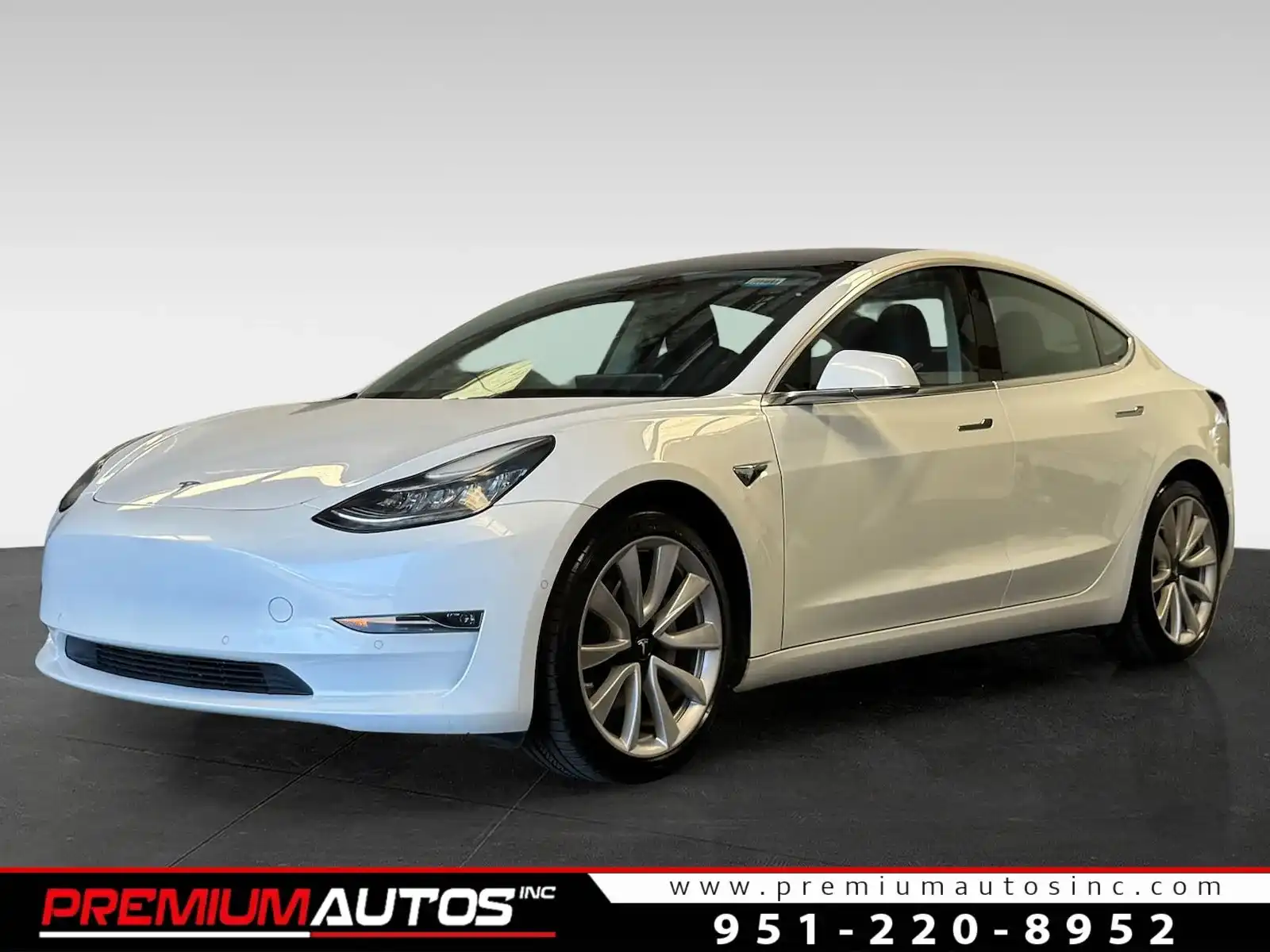 2018 Tesla Model 3's photo