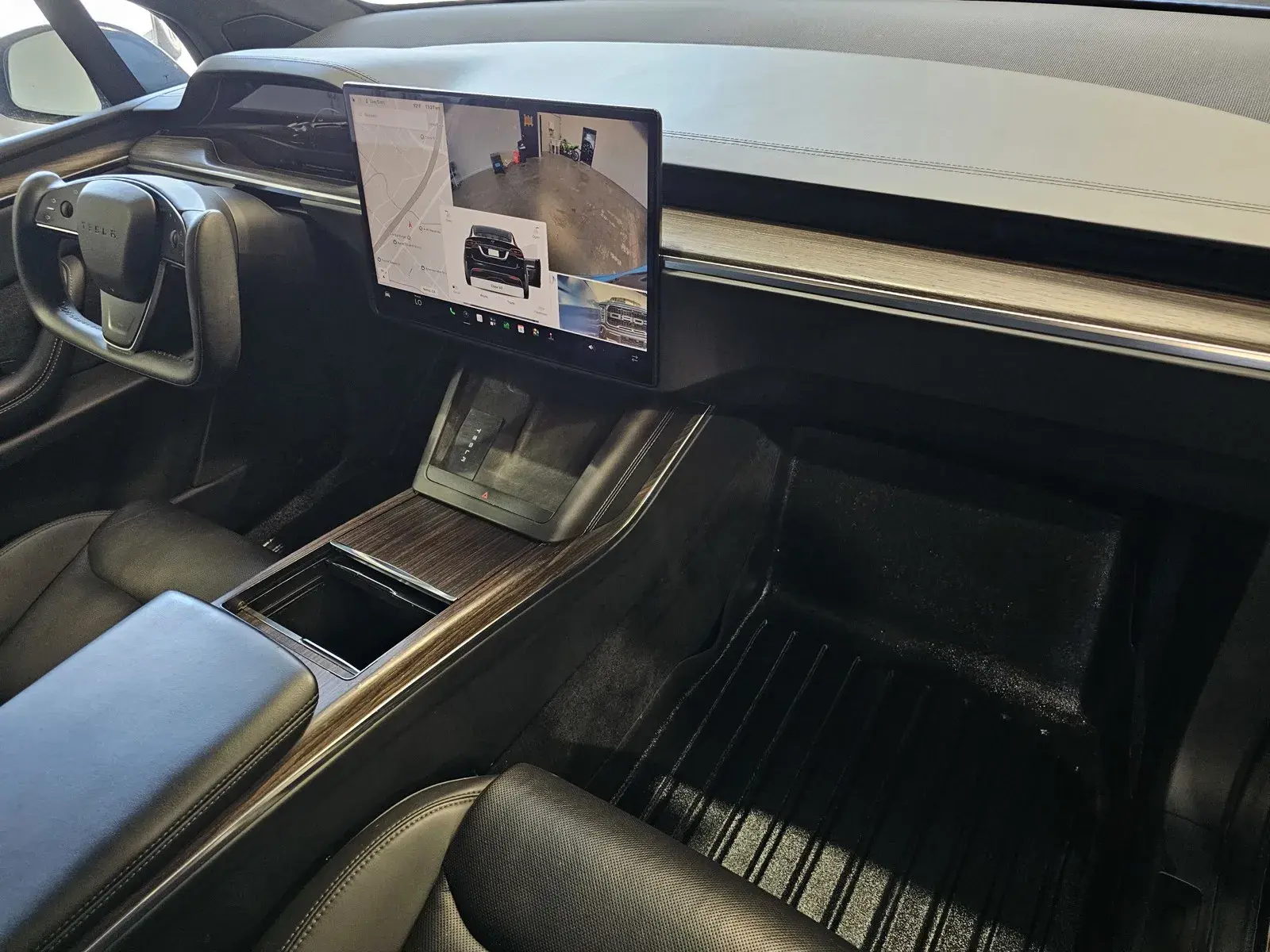 2023 Tesla Model X Long Range photo 5