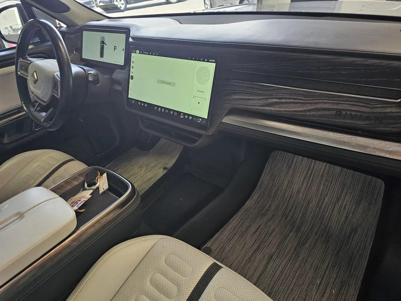 2022 Rivian R1T Launch Edition photo 5