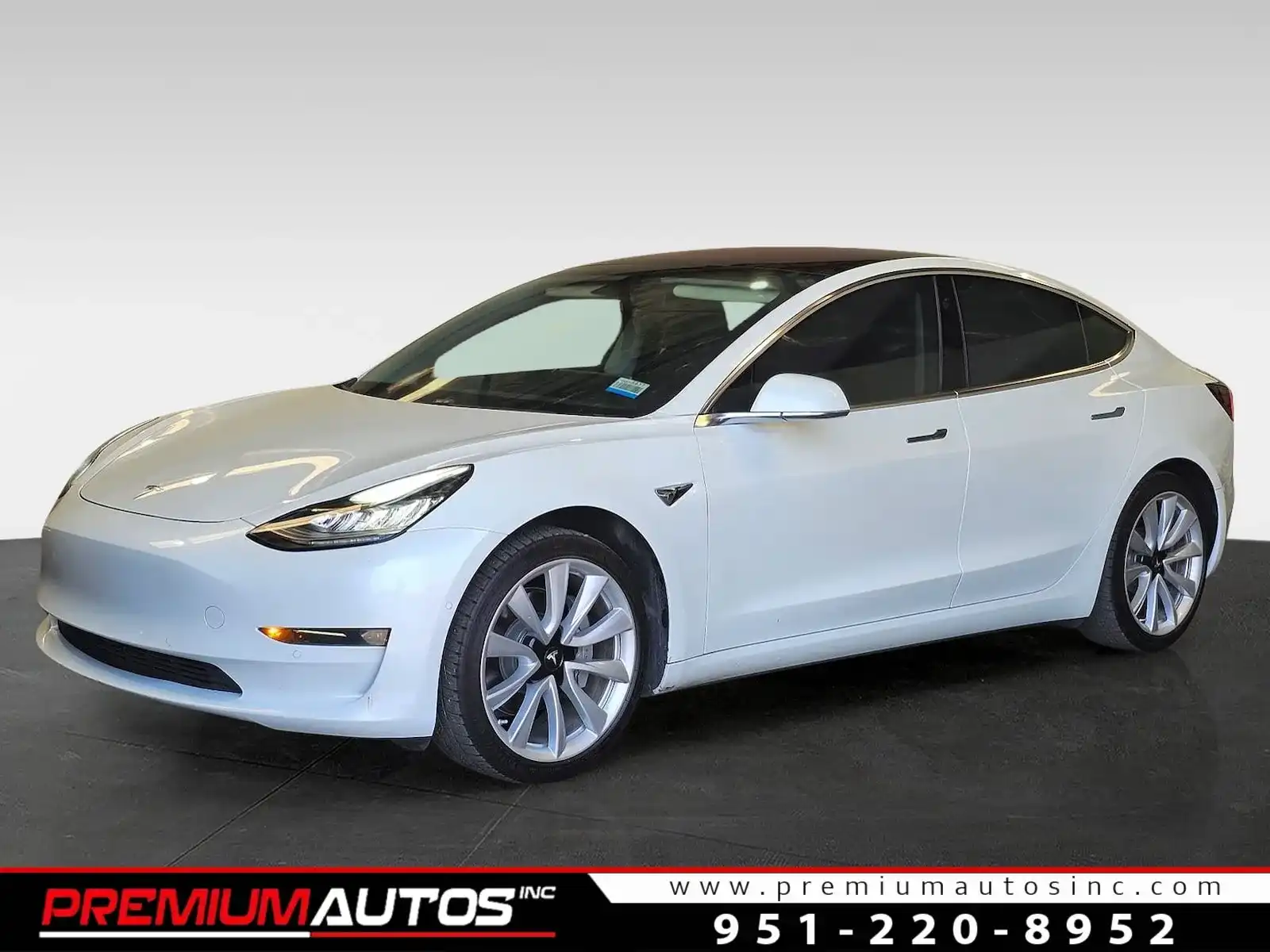 2018 Tesla Model 3 Long Range's photo