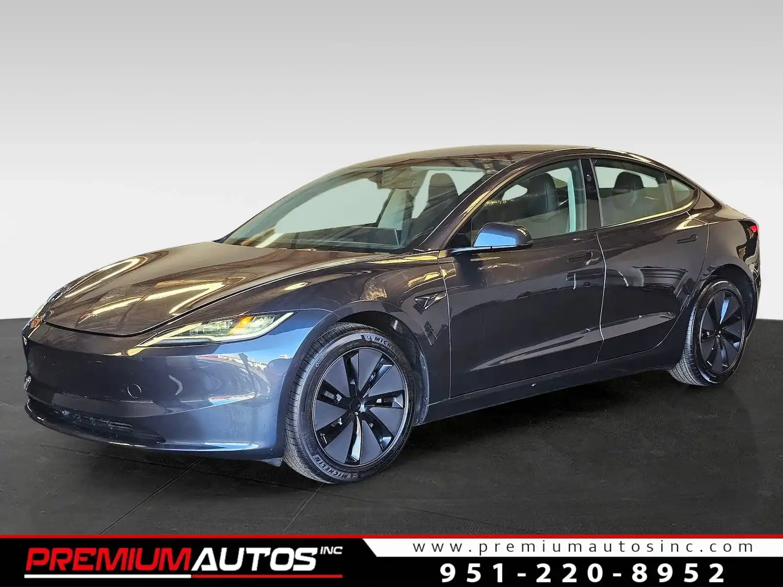 2026 Tesla Model 3 Premium's photo