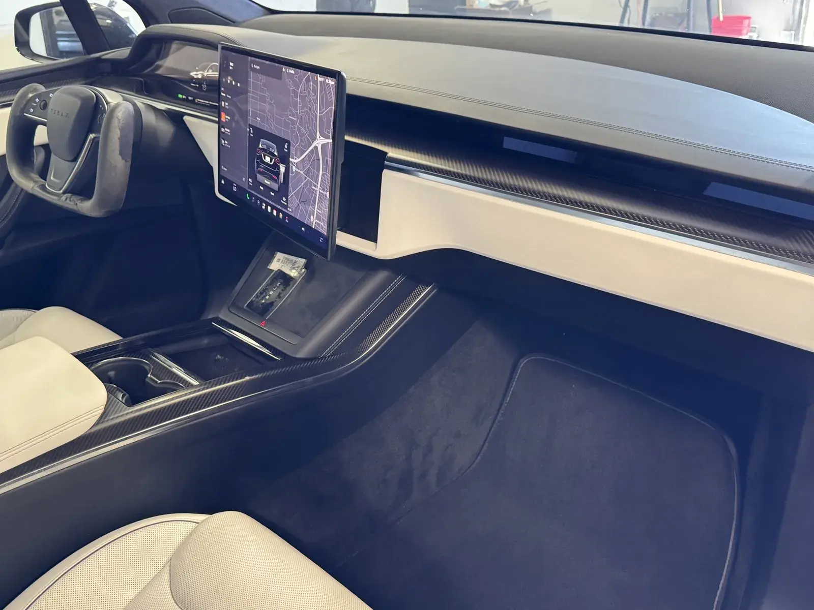 2022 Tesla Model X Plaid photo 5