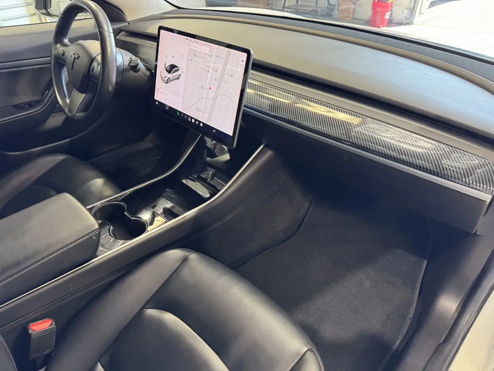 2017 Tesla Model 3 Base photo 5