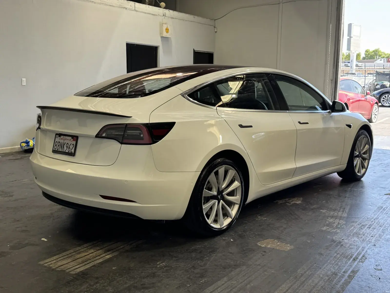 2017 Tesla Model 3 Base photo 4
